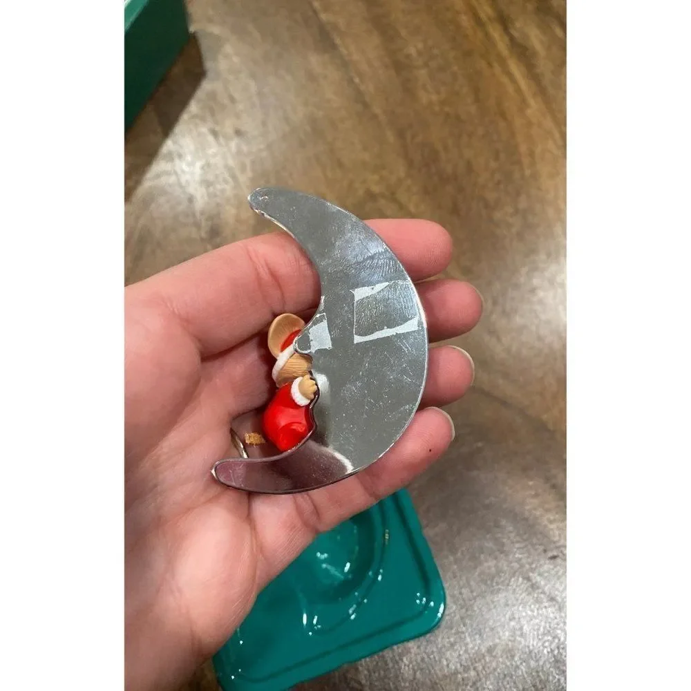 Vintage‎ Hallmark Mouse to the Moon handcrafted ornament 1986 Christmas Holiday